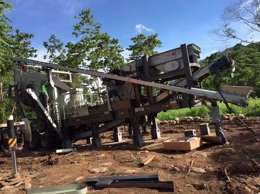 100 trituradora de piedra movible portátil de los centros del machacamiento y de cribado de TPH KE600 pequeña
