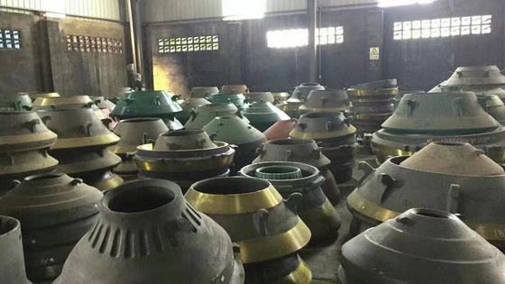 Placas del desgaste de la trituradora de mandíbula de los recambios de la trituradora de piedra del acero de aleación PE600*900
