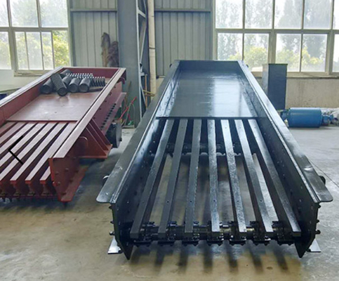 Roca de piedra vibratoria magnética minera del alimentador ZSW1360 600 TPH de la trituradora de mandíbula, alimentador de la vibración, alimentador vibrante linear