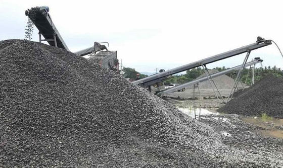 100 trituradora de piedra movible portátil de los centros del machacamiento y de cribado de TPH KE600 pequeña