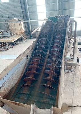 250 recuperación fina de la arena de la máquina del tamiz vibratorio de TPH 2*15Kw y desecación
