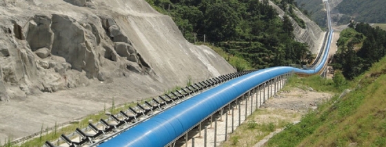 Arena minera de larga distancia global inclinada móvil automática del mineral de la banda transportadora