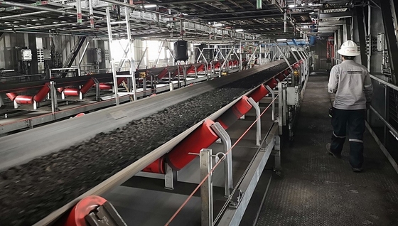 Mina resistente al fuego de la explotación minera del cemento del transportador de correa accionada del aceite 440V