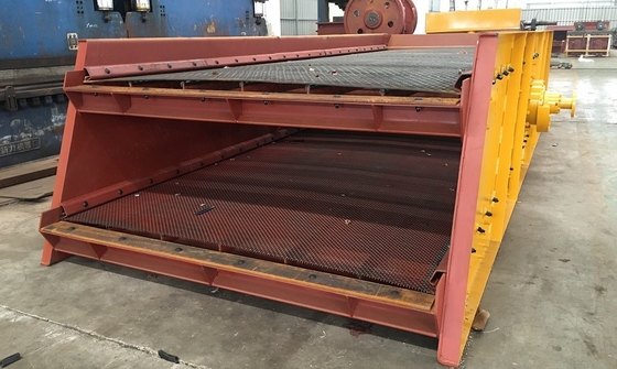 Máquina 22Kw 2YK2160 del tamiz vibratorio de la cubierta del doble de 400 TPH con el sistema que se lava